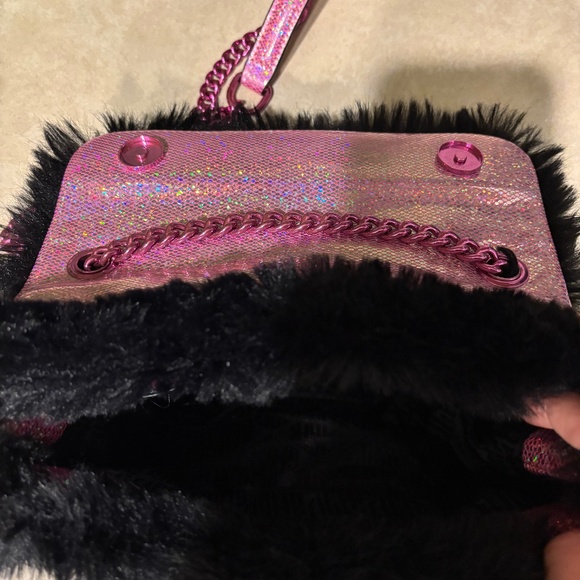 Kurt Geiger London Jewel Faux Fur Kensington Bag - Picture 9 of 14